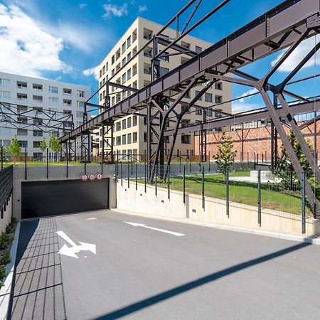 Bright 2Br - 5Th Floor, Balcony, Free Parking By Gravity Prague Lejlighed Eksteriør billede