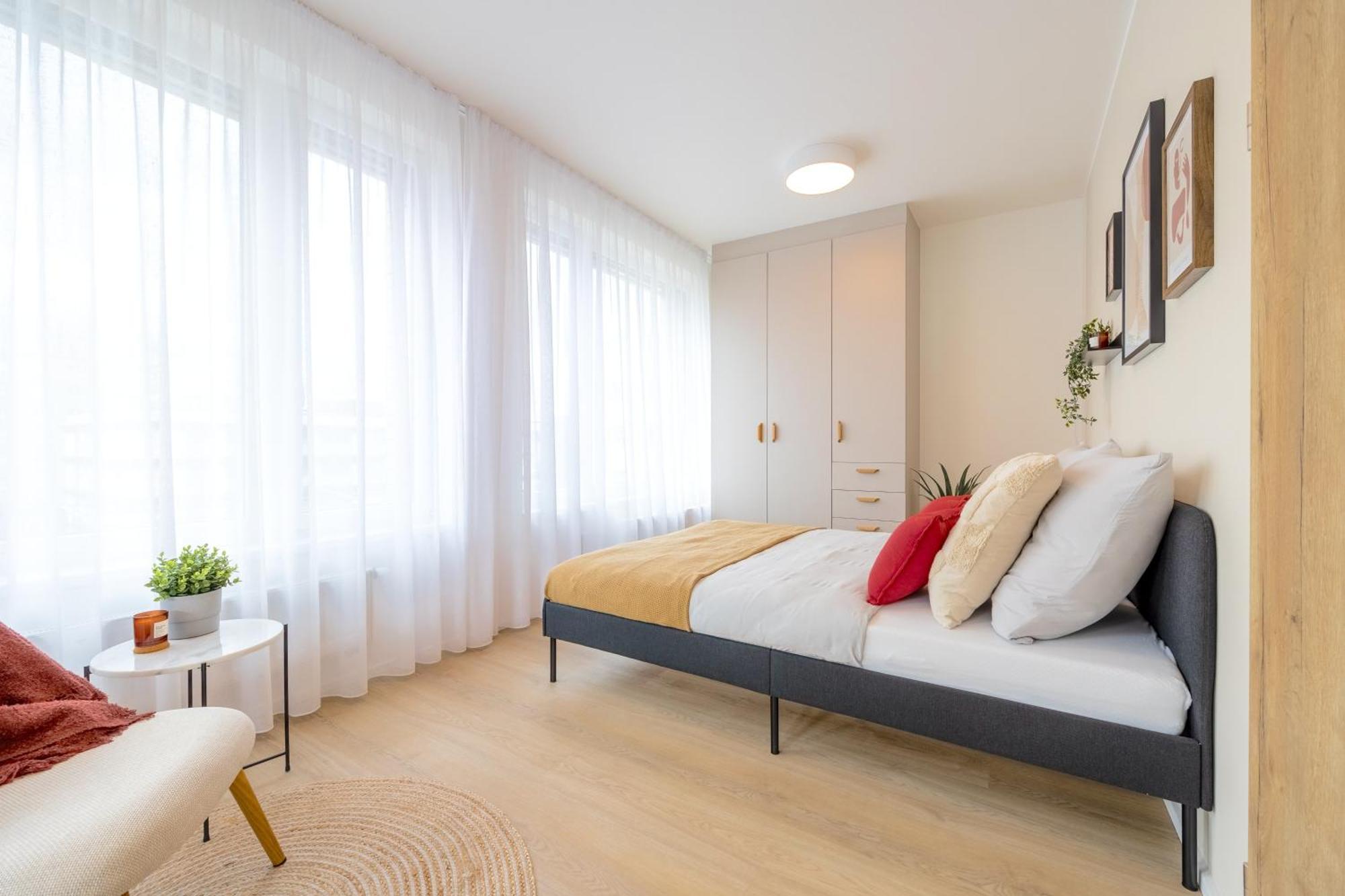 Bright 2Br - 5Th Floor, Balcony, Free Parking By Gravity Prague Lejlighed Eksteriør billede