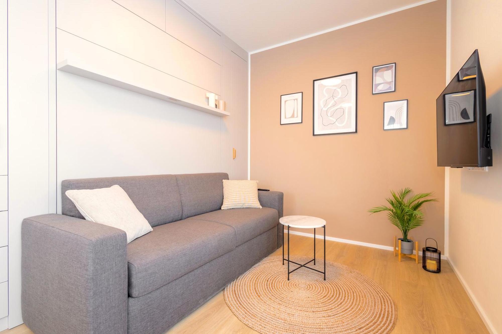Bright 2Br - 5Th Floor, Balcony, Free Parking By Gravity Prague Lejlighed Eksteriør billede