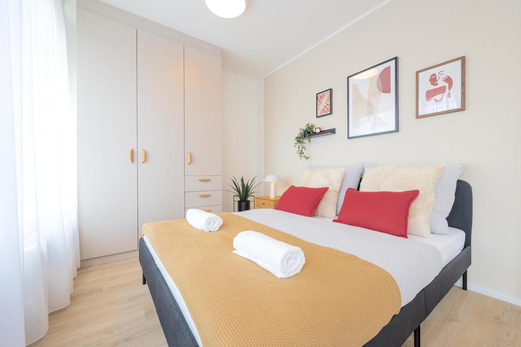 Bright 2Br - 5Th Floor, Balcony, Free Parking By Gravity Prague Lejlighed Eksteriør billede