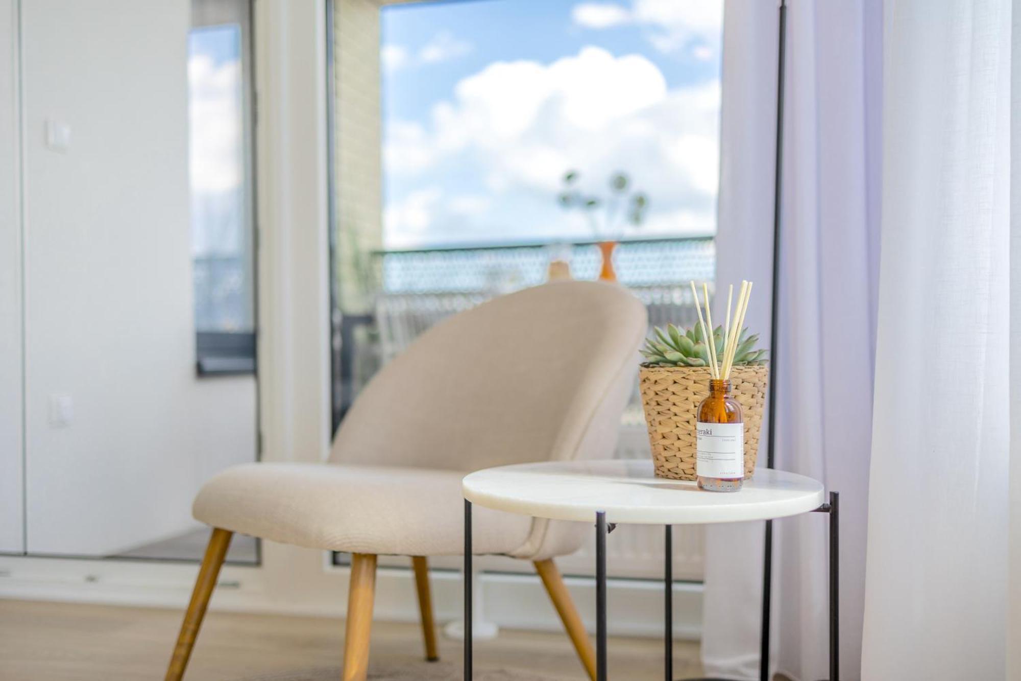 Bright 2Br - 5Th Floor, Balcony, Free Parking By Gravity Prague Lejlighed Eksteriør billede